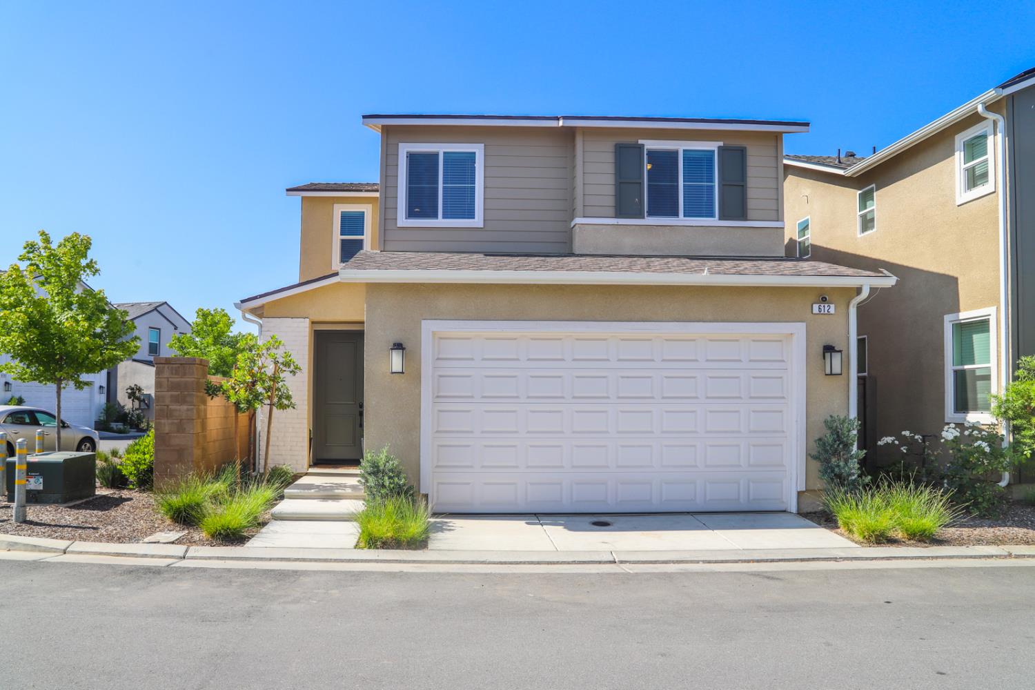 612 Josephine Ave, Madera, CA 93636