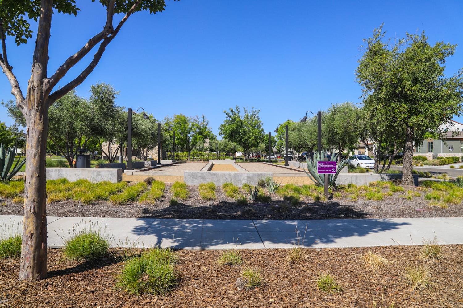 612 Josephine Ave, Madera, CA 93636