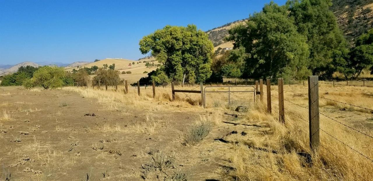 20351 Thermal Rd, Sanger, CA 93657