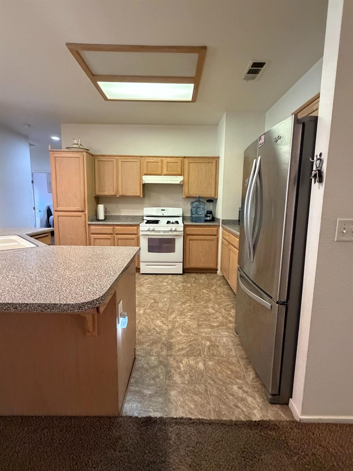 2764 Holt Ave, Sanger, CA 93657