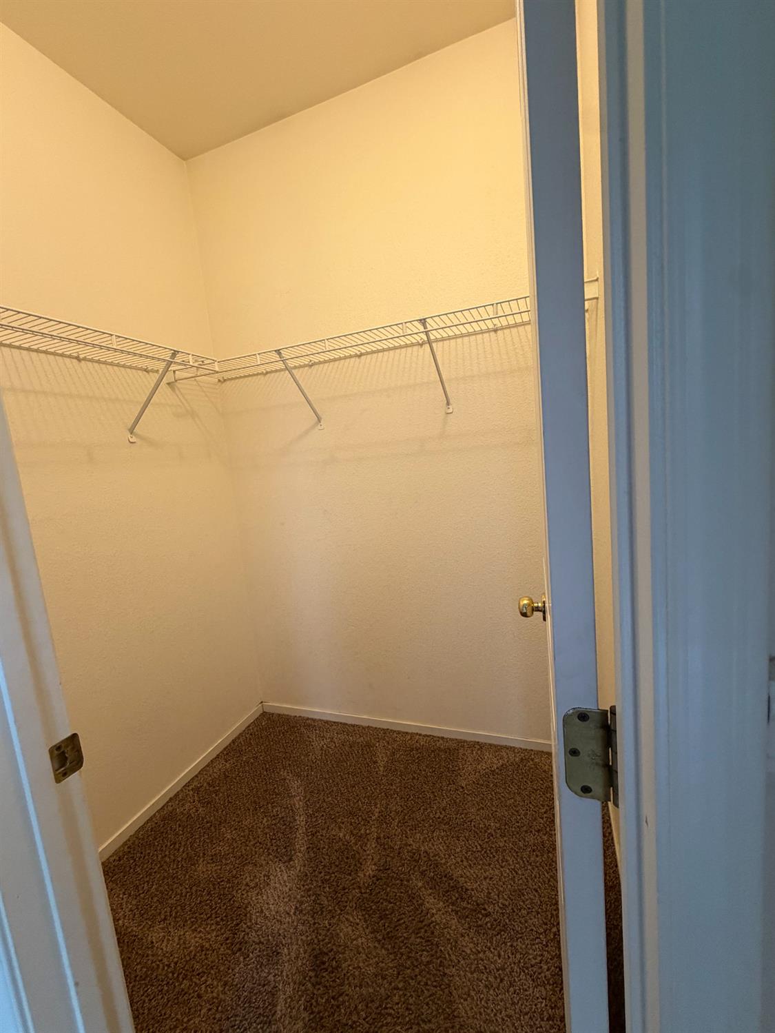 2764 Holt Ave, Sanger, CA 93657