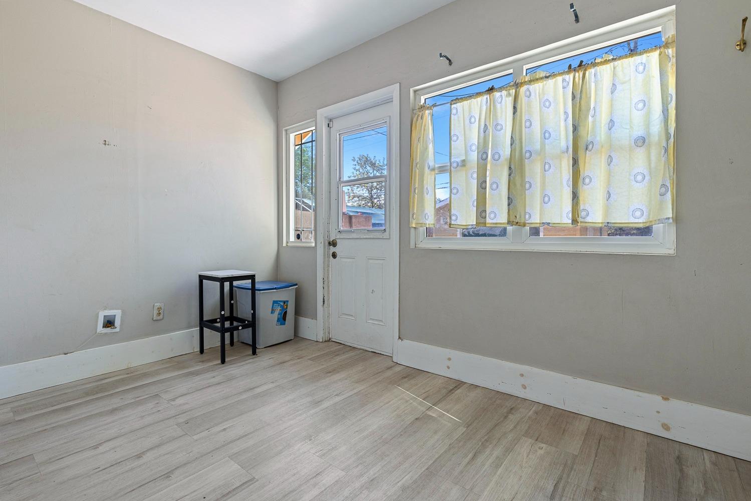 356 E Vassar Ave, Fresno, CA 93704