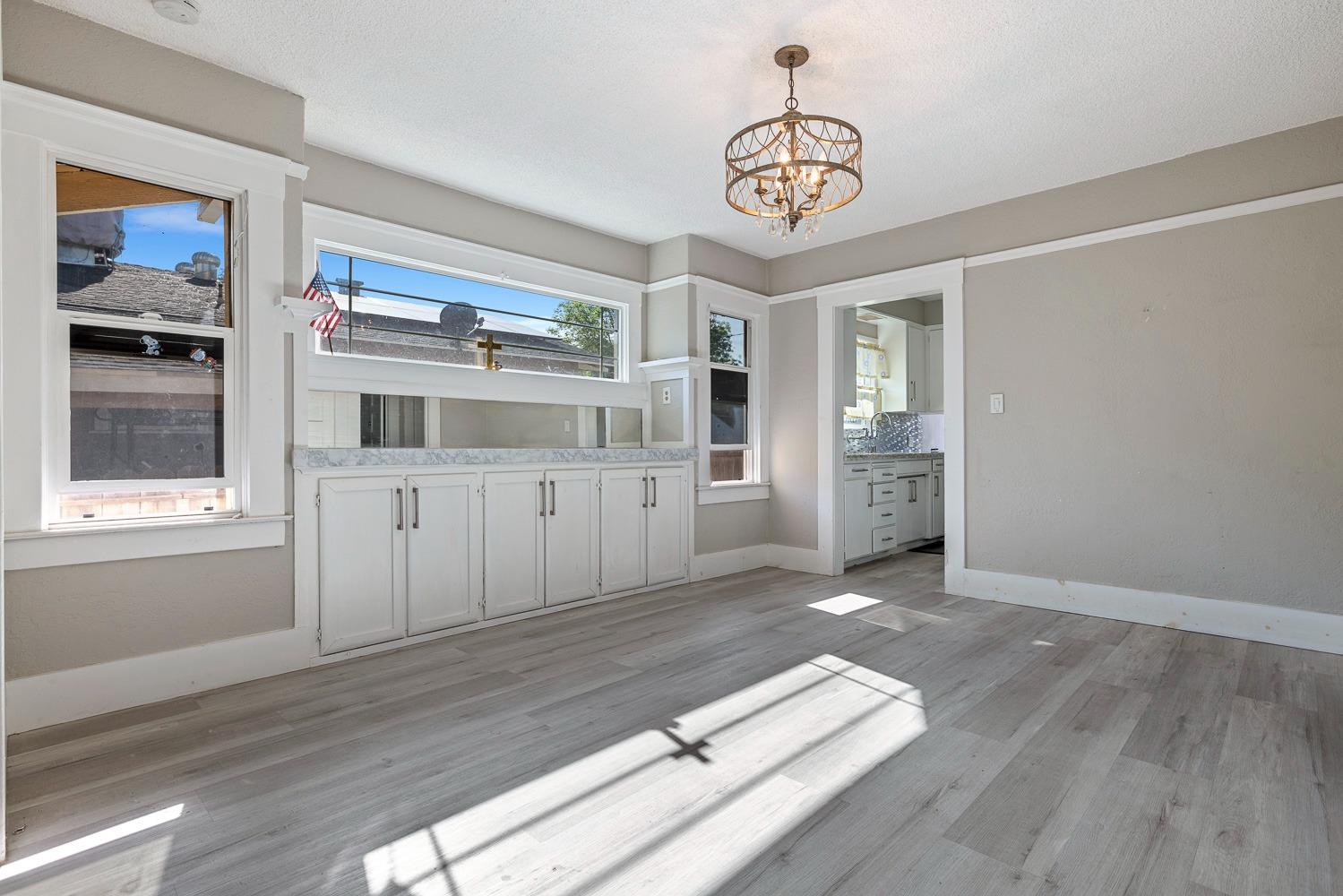 356 E Vassar Ave, Fresno, CA 93704