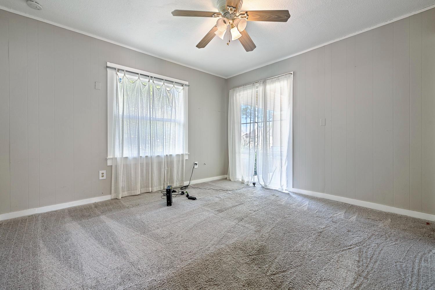 356 E Vassar Ave, Fresno, CA 93704