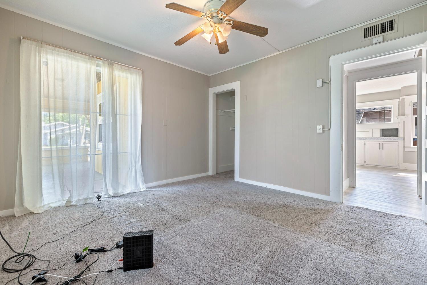 356 E Vassar Ave, Fresno, CA 93704