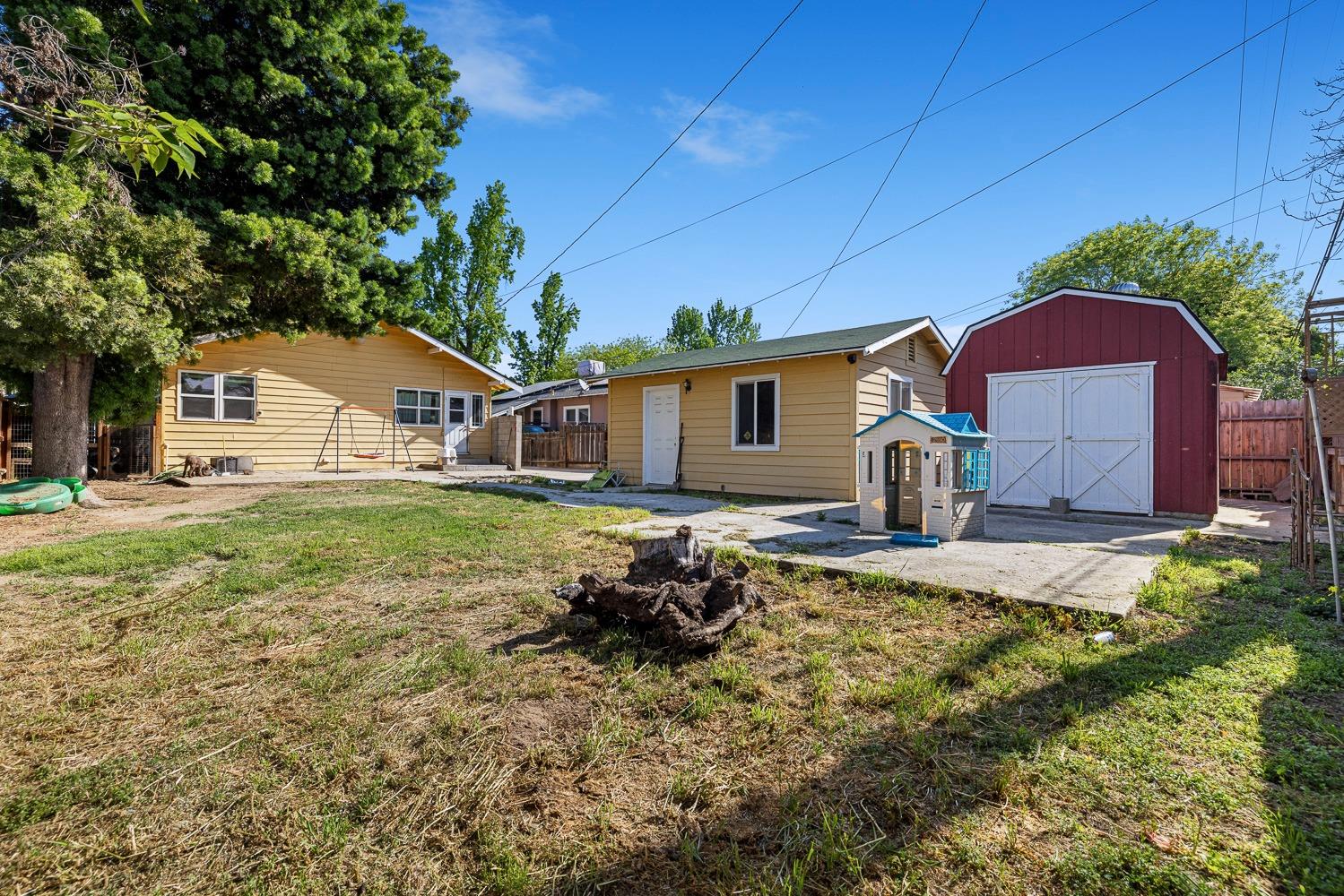 356 E Vassar Ave, Fresno, CA 93704