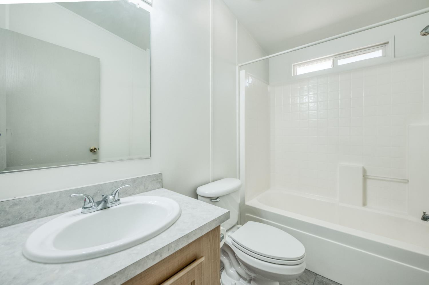 33298 Wahoo Ln, Auberry, CA 93602