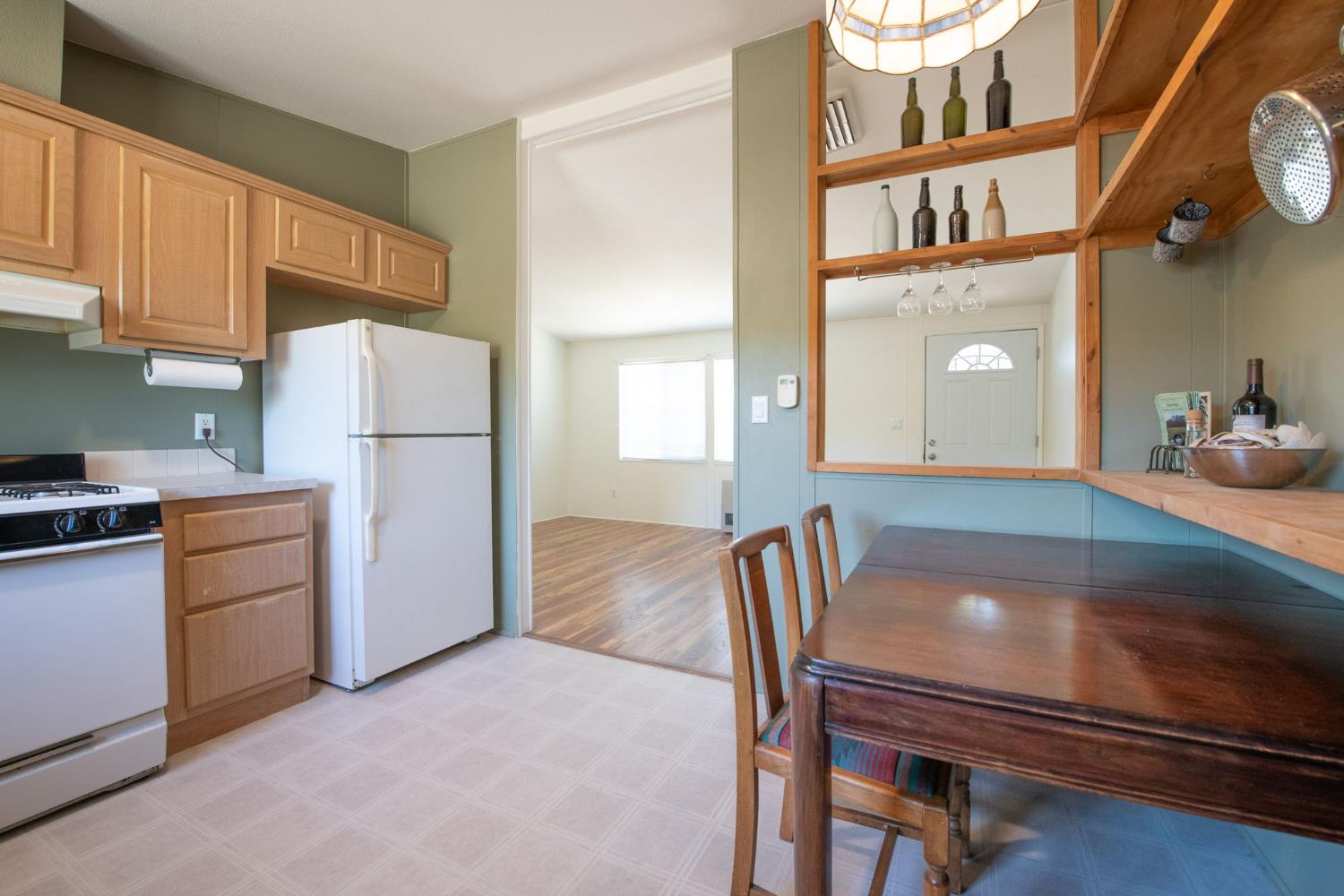 33298 Wahoo Ln, Auberry, CA 93602