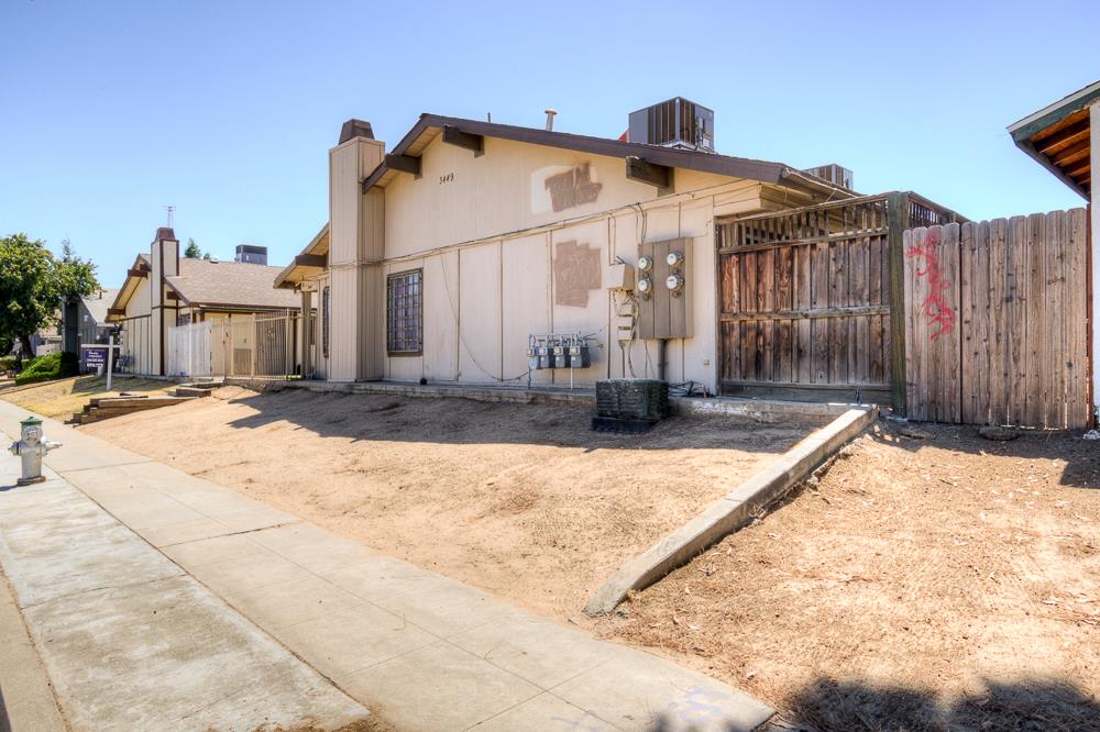 3449 N Marks Ave, Fresno, CA 93722