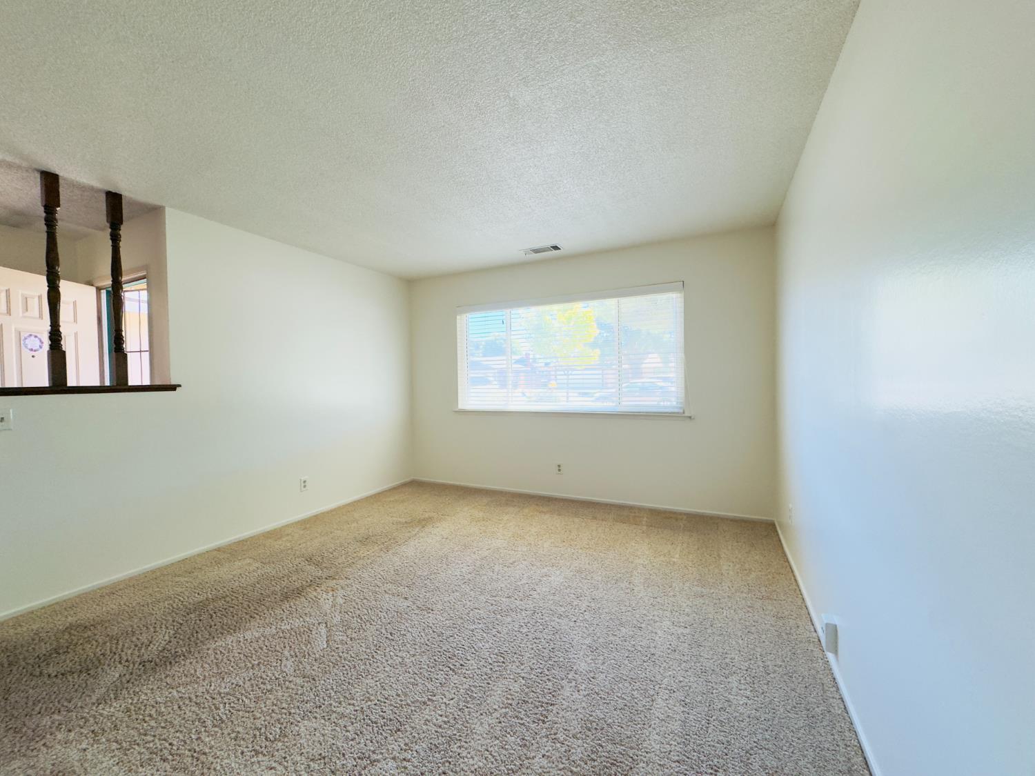 5146 W Dartmouth, Visalia, CA 93277