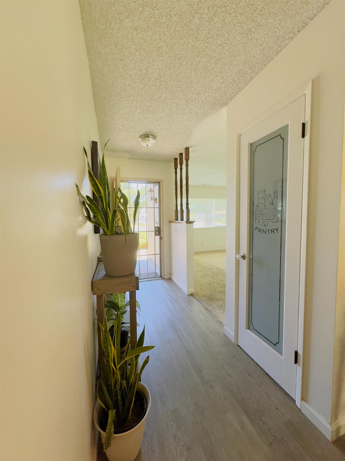 5146 W Dartmouth, Visalia, CA 93277