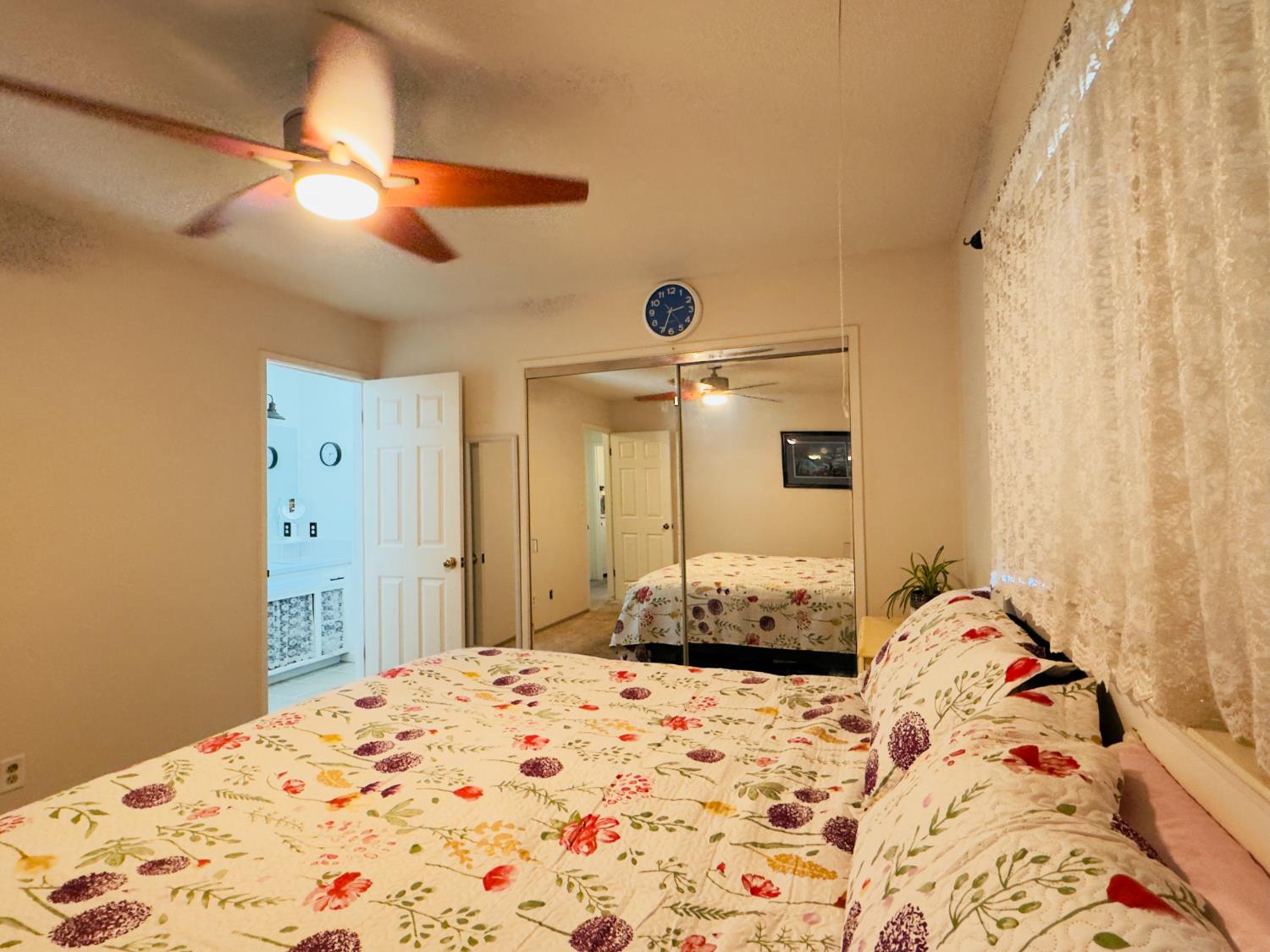 5146 W Dartmouth, Visalia, CA 93277