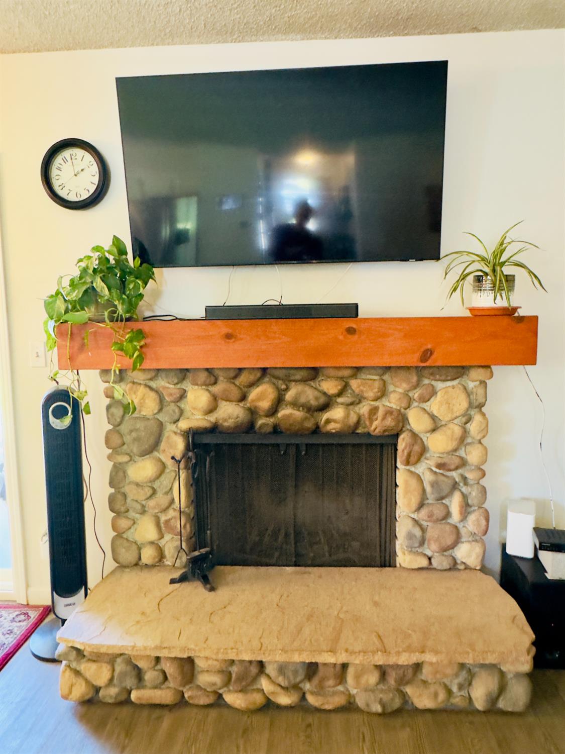 5146 W Dartmouth, Visalia, CA 93277