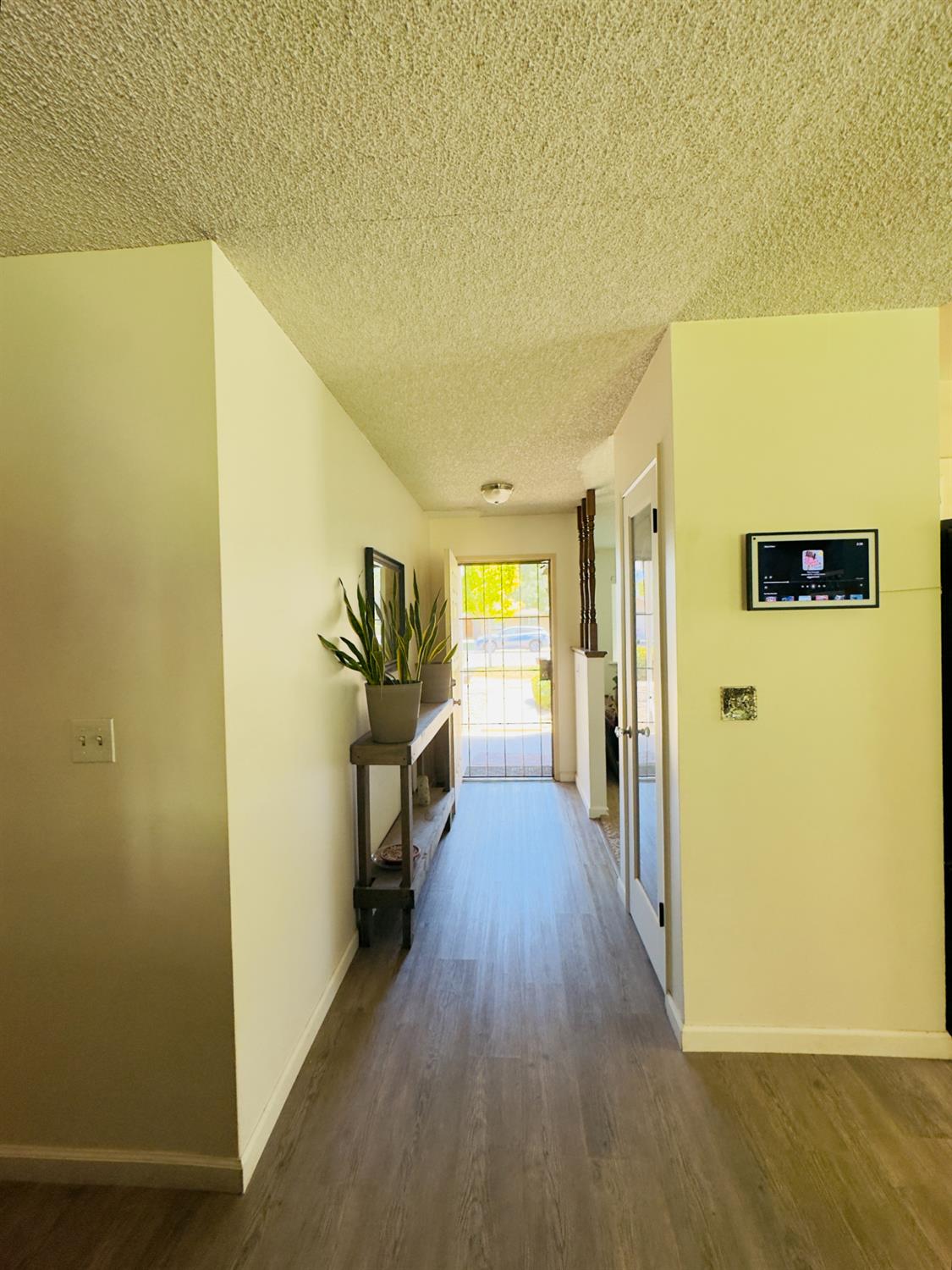 5146 W Dartmouth, Visalia, CA 93277