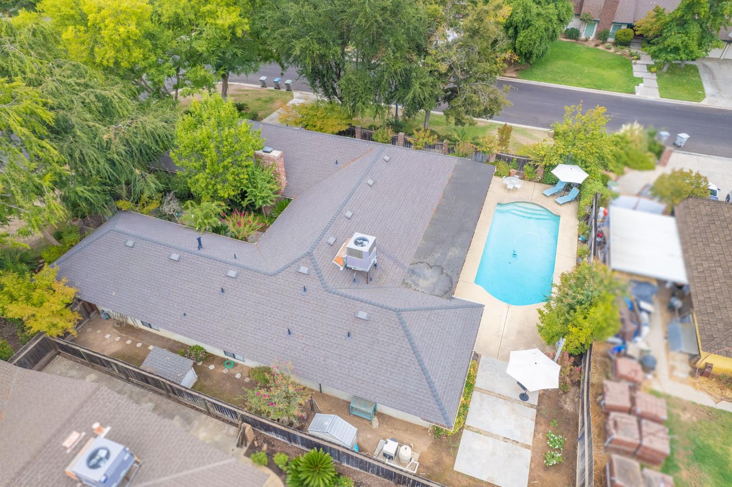 5284 N Pleasant Ave, Fresno, CA 93711