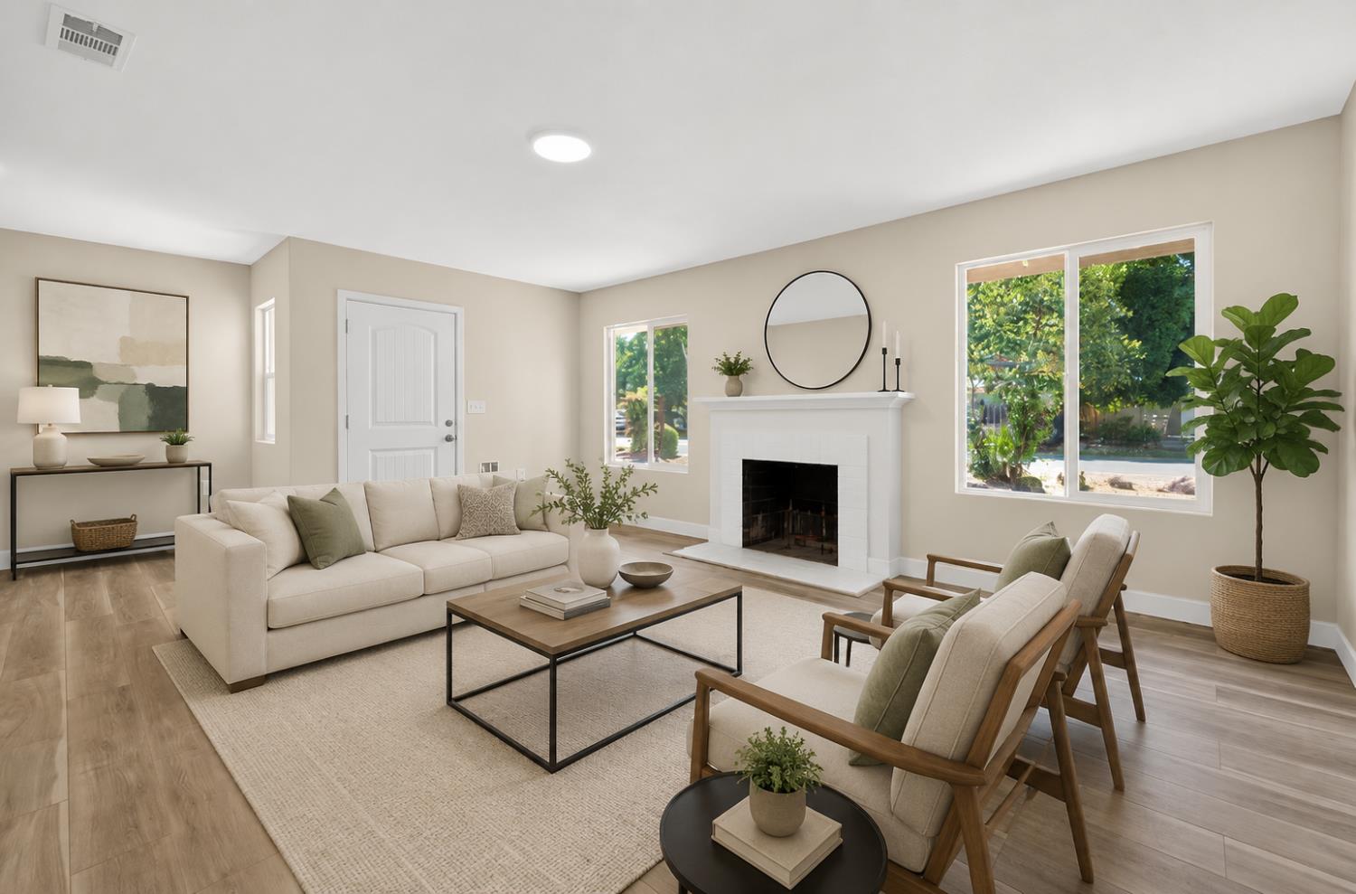 1433 E Richert Ave, Fresno, CA 93704