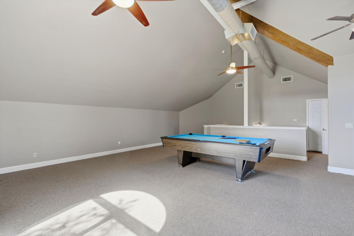 1203 N Tommy Ct, Visalia, CA 93291