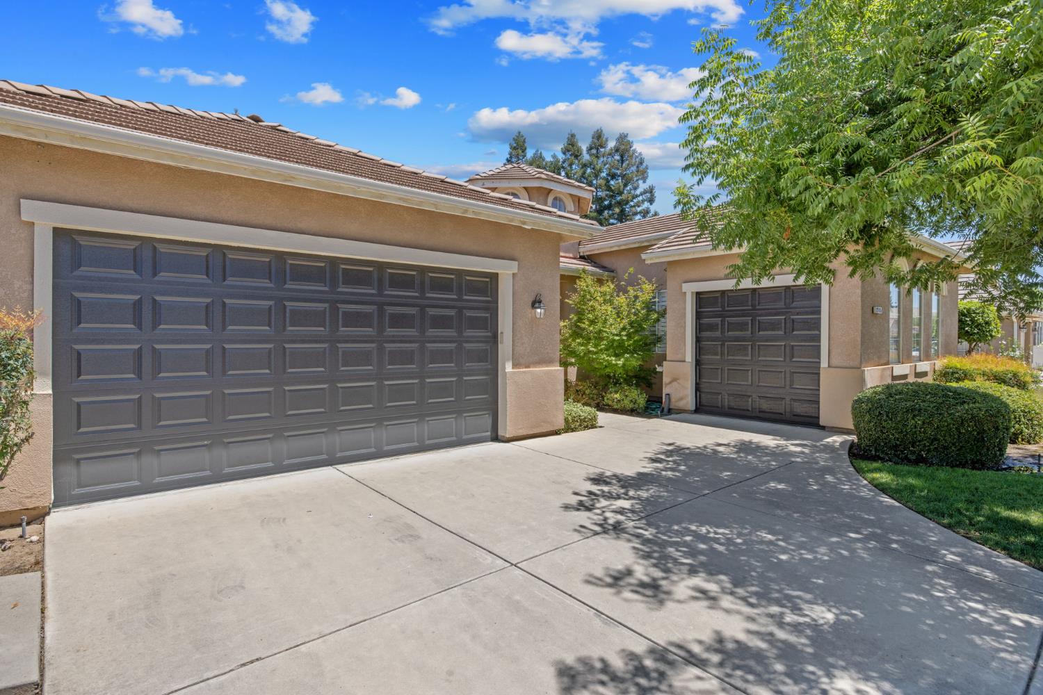 2715 Bellaire Ave, Clovis, CA 93611