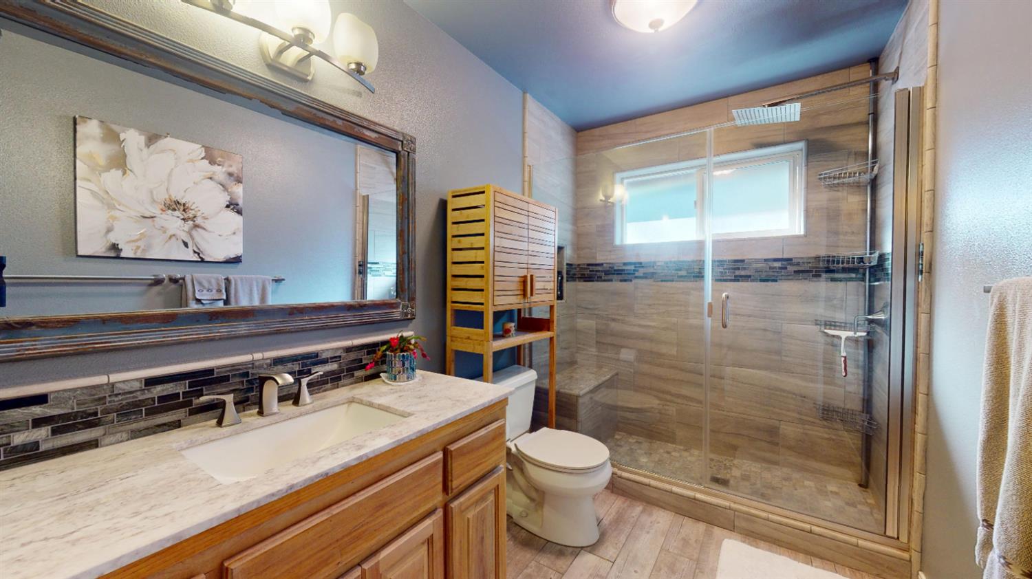 56261 Manzanita Lake Dr, North Fork, CA 93643