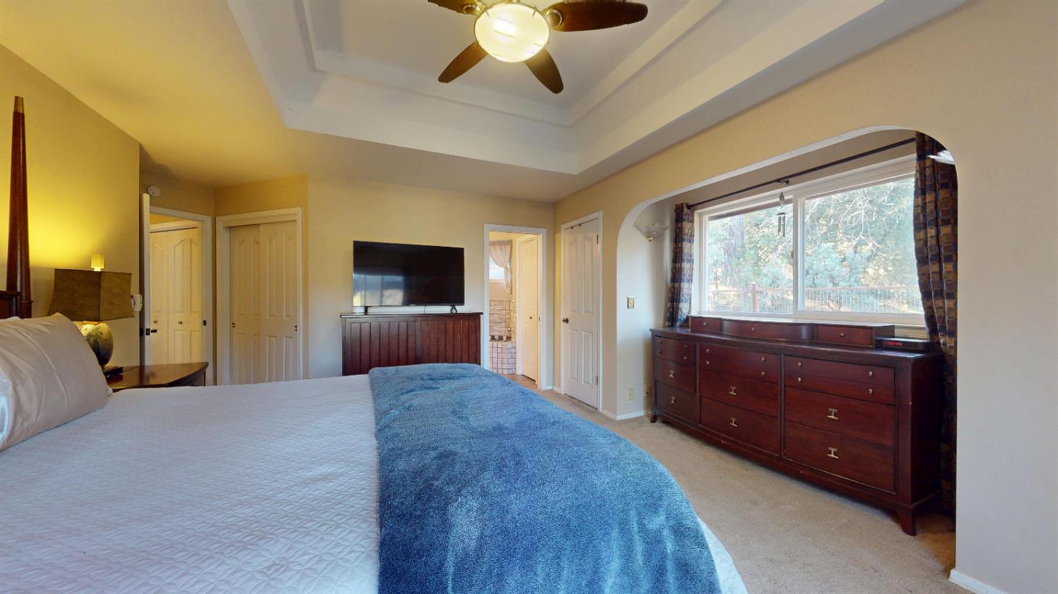 56261 Manzanita Lake Dr, North Fork, CA 93643