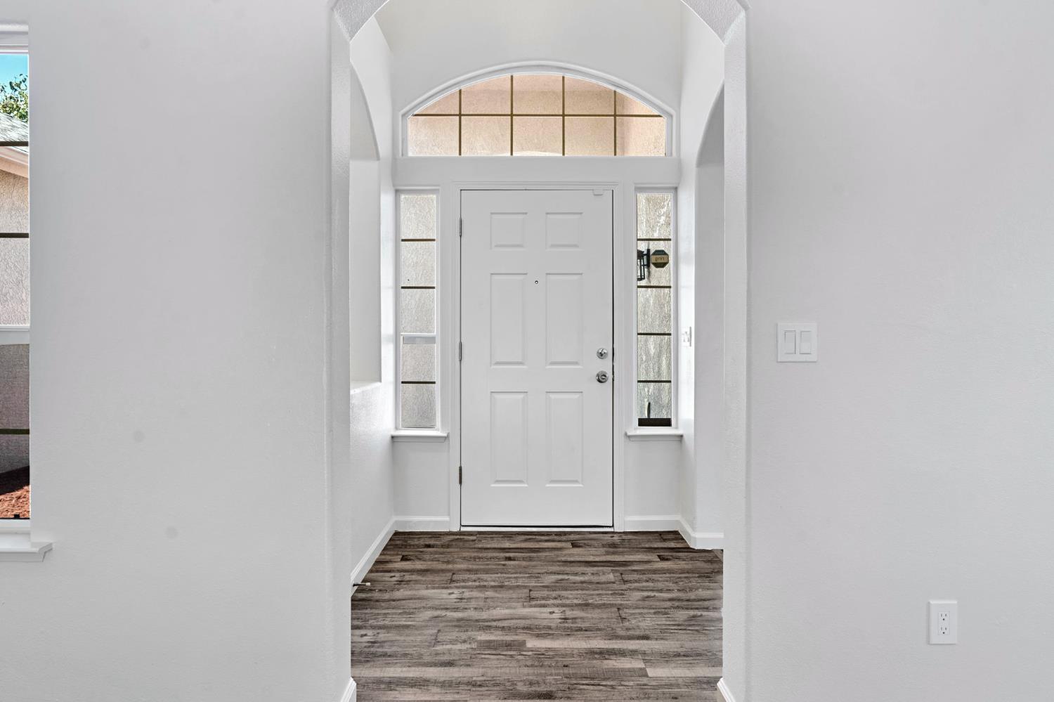 1742 Acacia Ave, Sanger, CA 93657