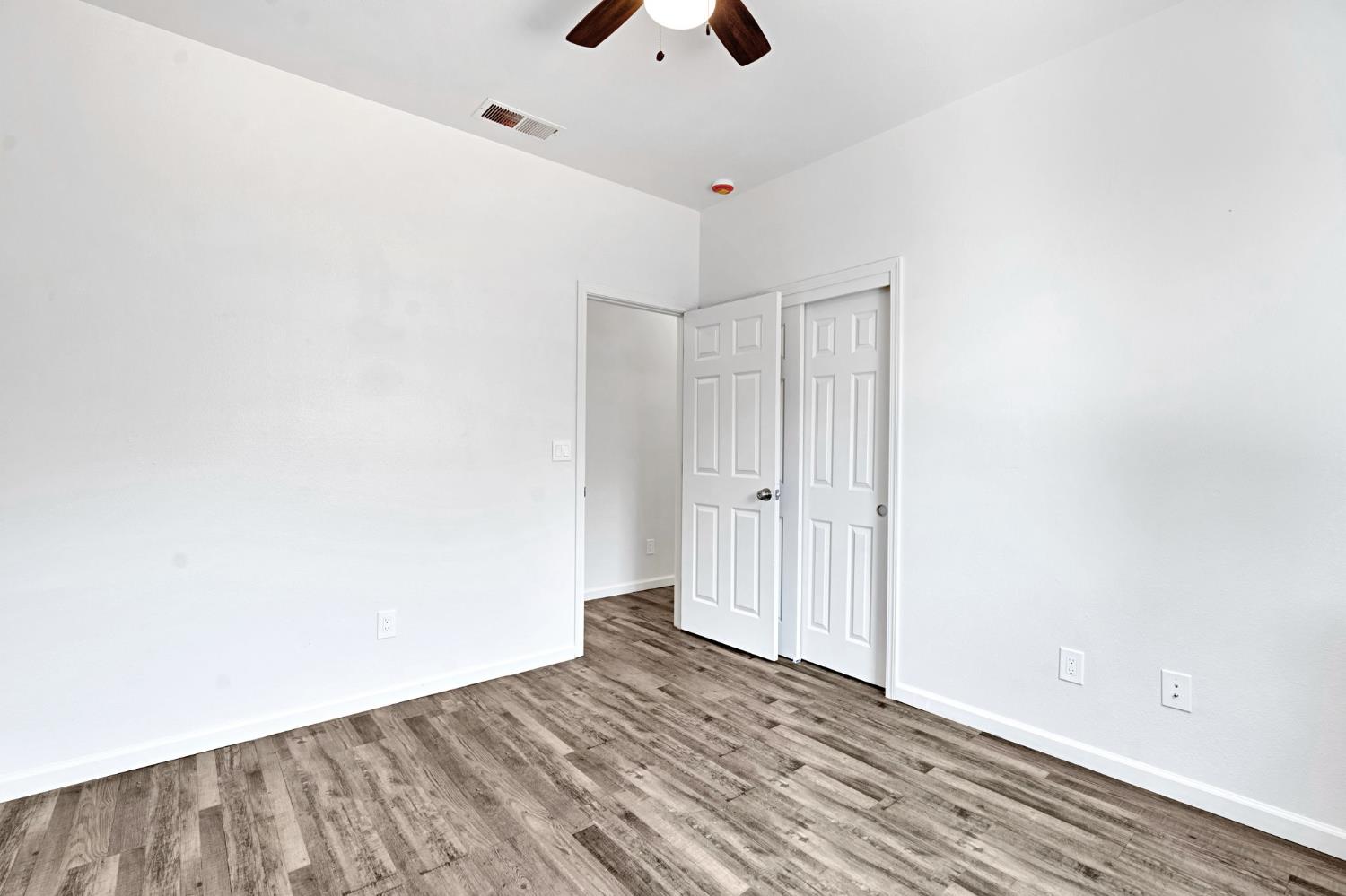1742 Acacia Ave, Sanger, CA 93657