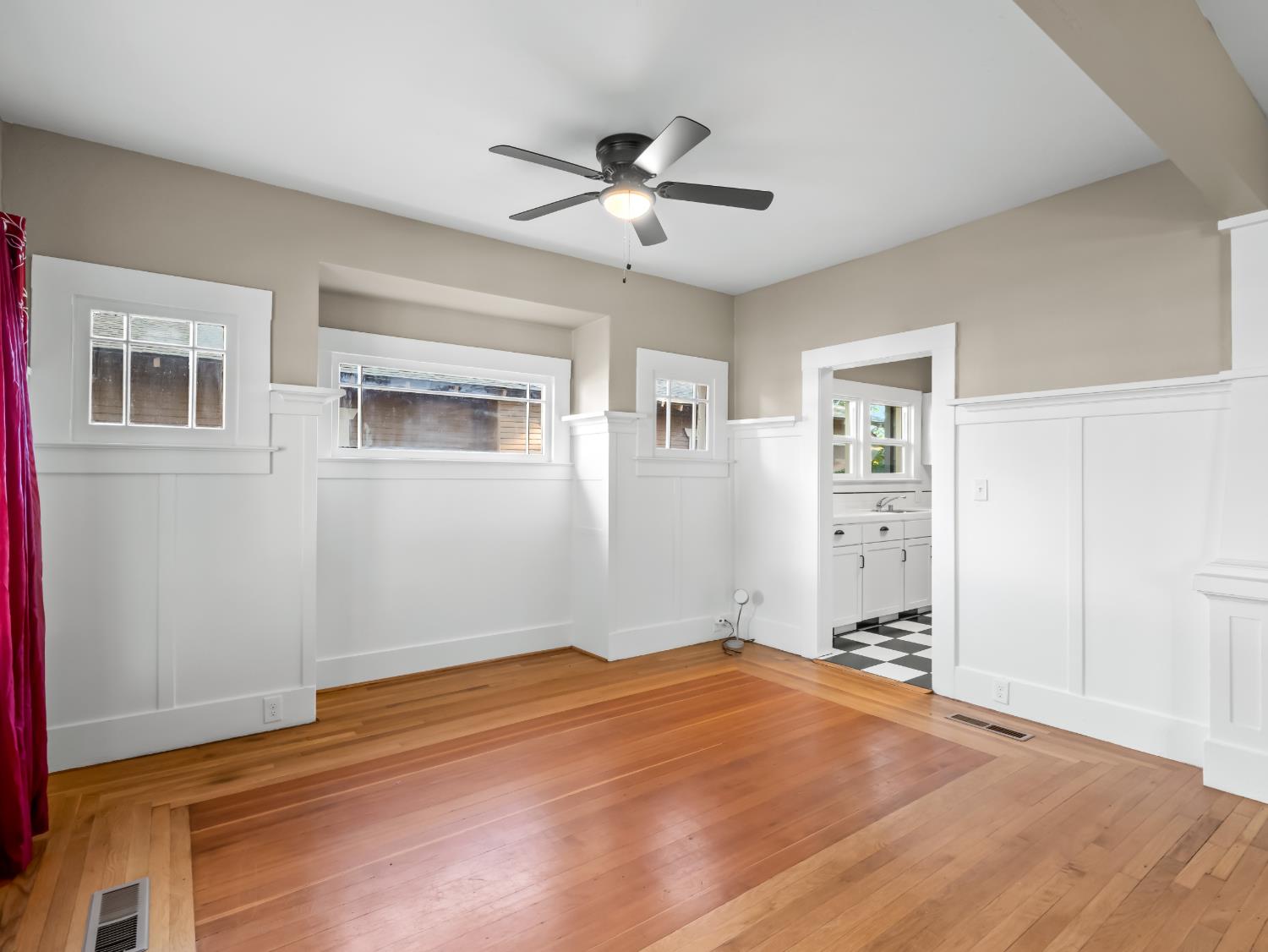 801 N Safford Ave, Fresno, CA 93728