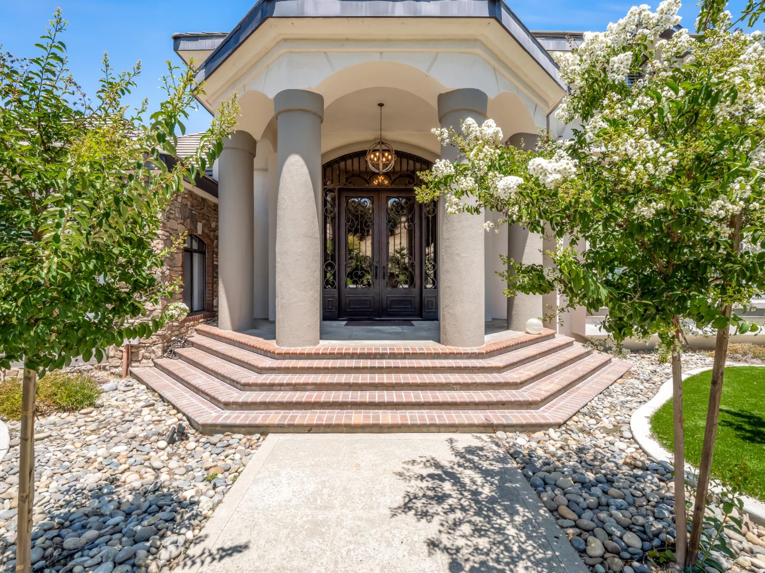 21700 Westmere Ln, Friant, CA 93626
