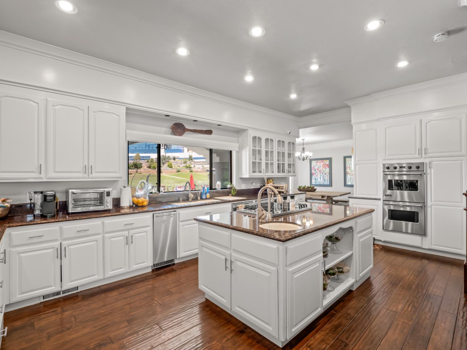 21700 Westmere Ln, Friant, CA 93626