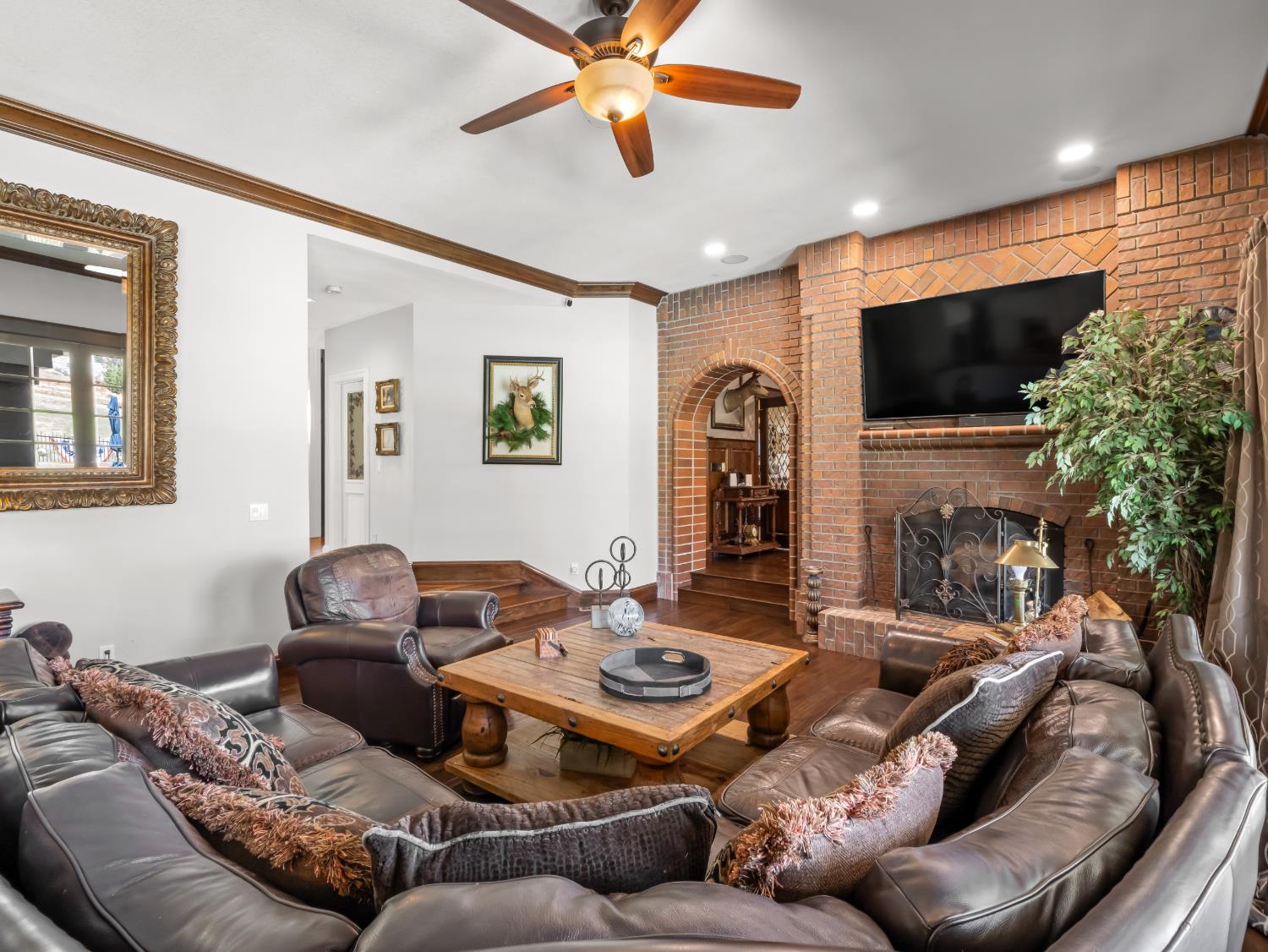 21700 Westmere Ln, Friant, CA 93626