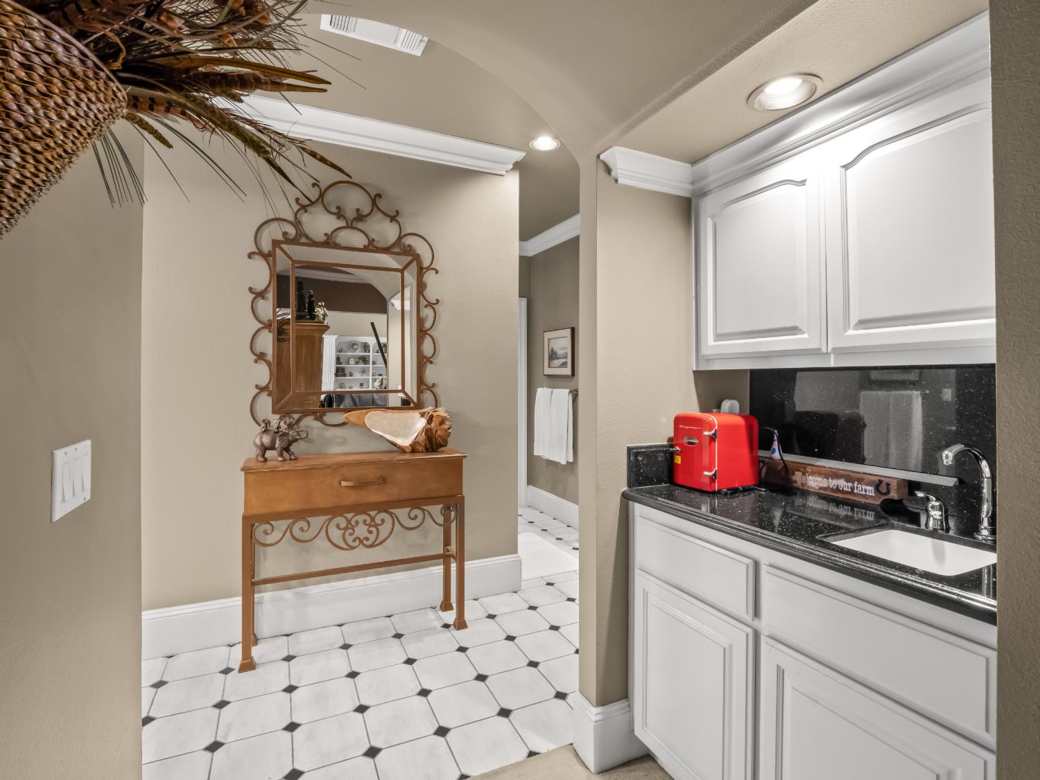 21700 Westmere Ln, Friant, CA 93626