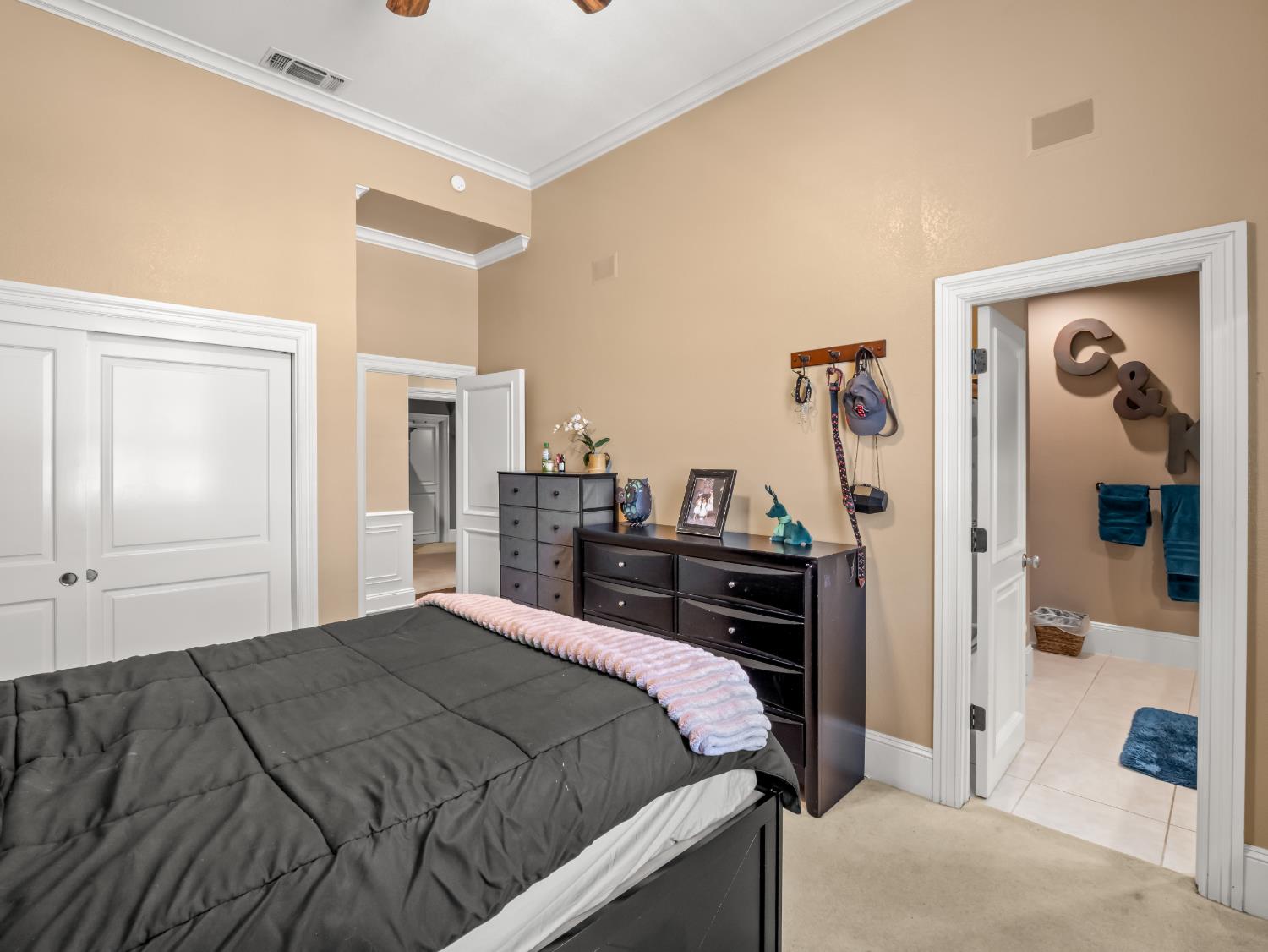 21700 Westmere Ln, Friant, CA 93626