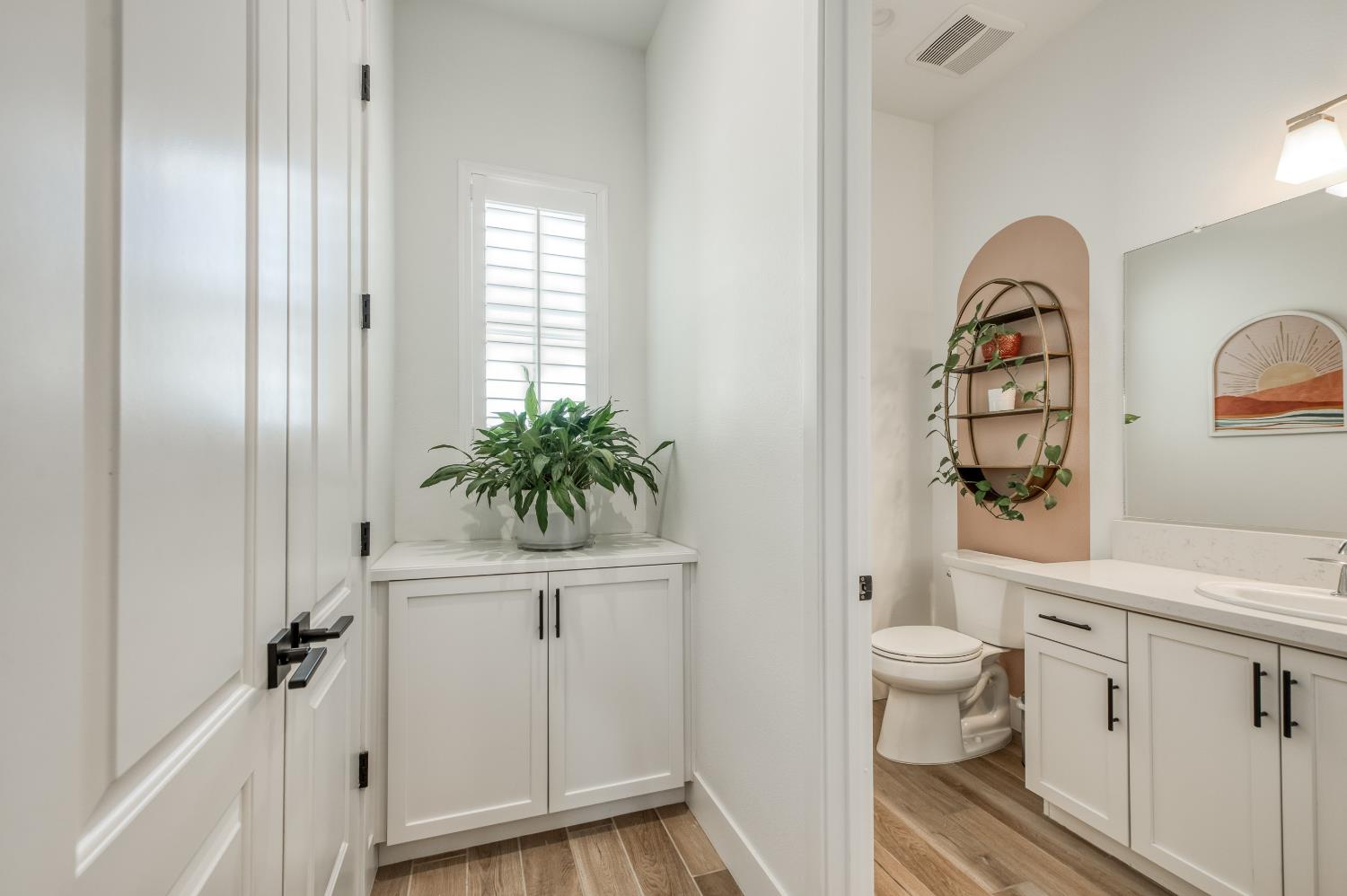 948 Beaver Pond, Madera, CA 93636