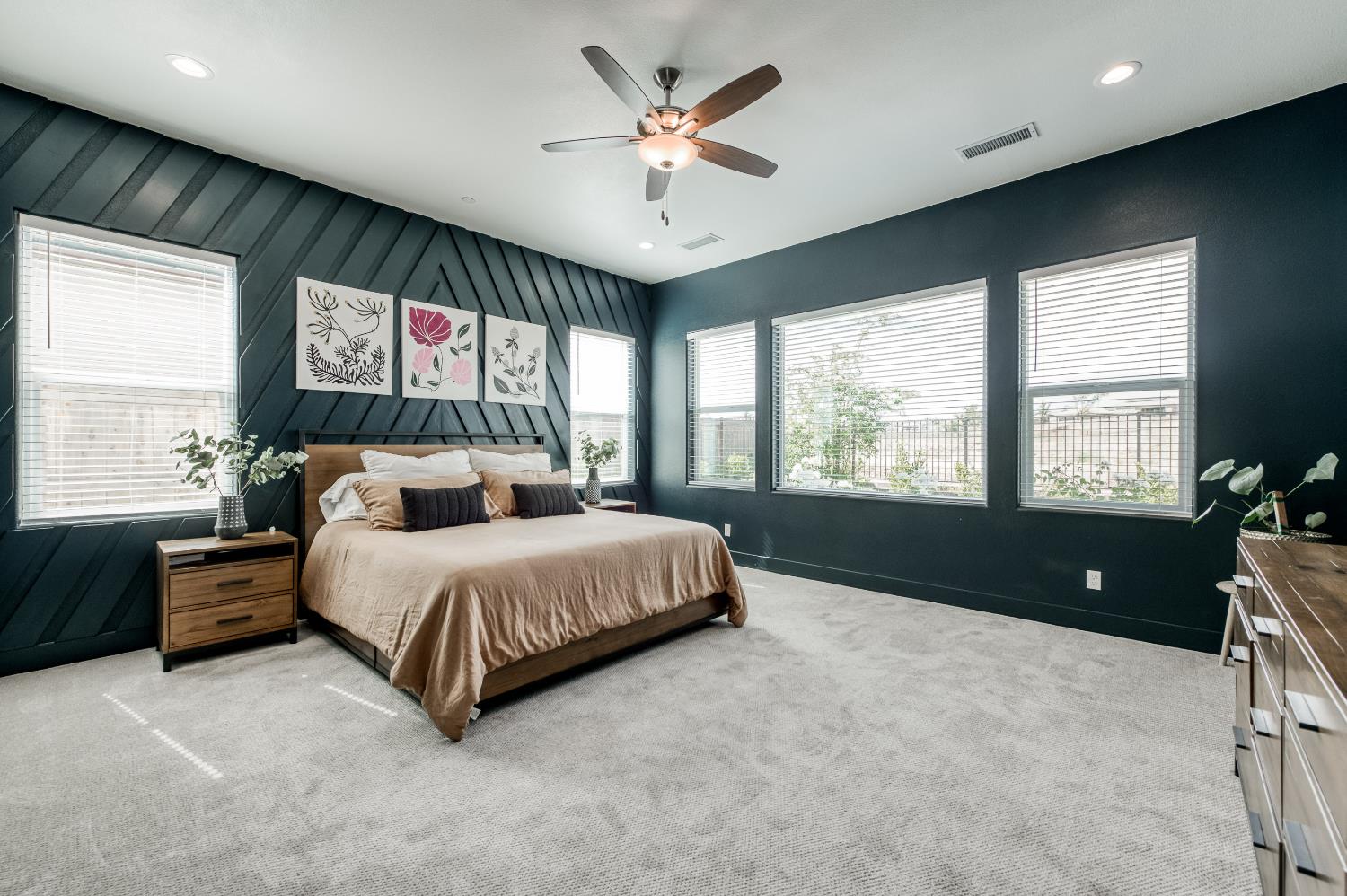 948 Beaver Pond, Madera, CA 93636