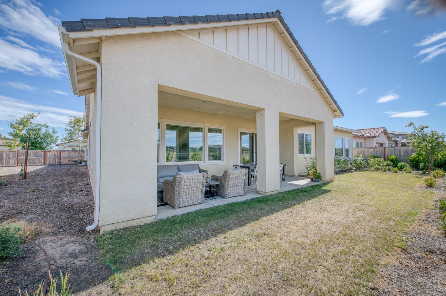 948 Beaver Pond, Madera, CA 93636