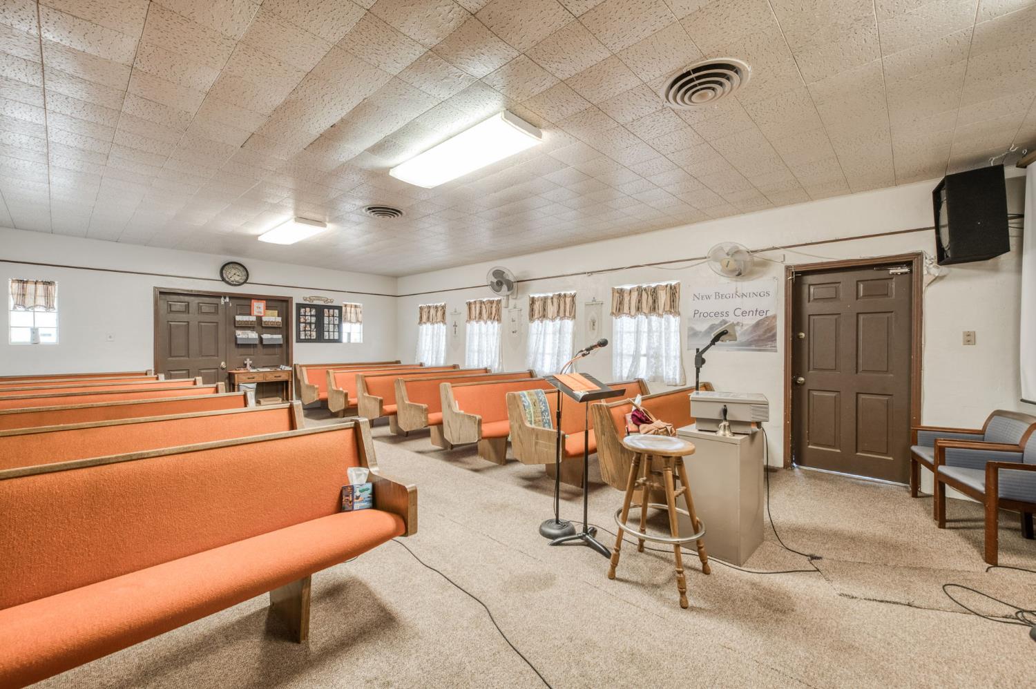 465 4Th St, Orange Cove, CA 93646