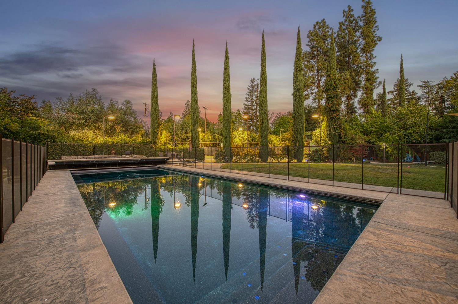 6490 N Sequoia Dr, Fresno, CA 93711