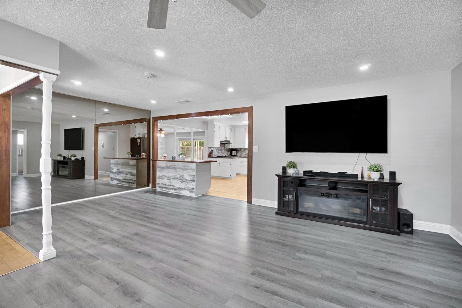 5761 N Callisch, Fresno, CA 93710