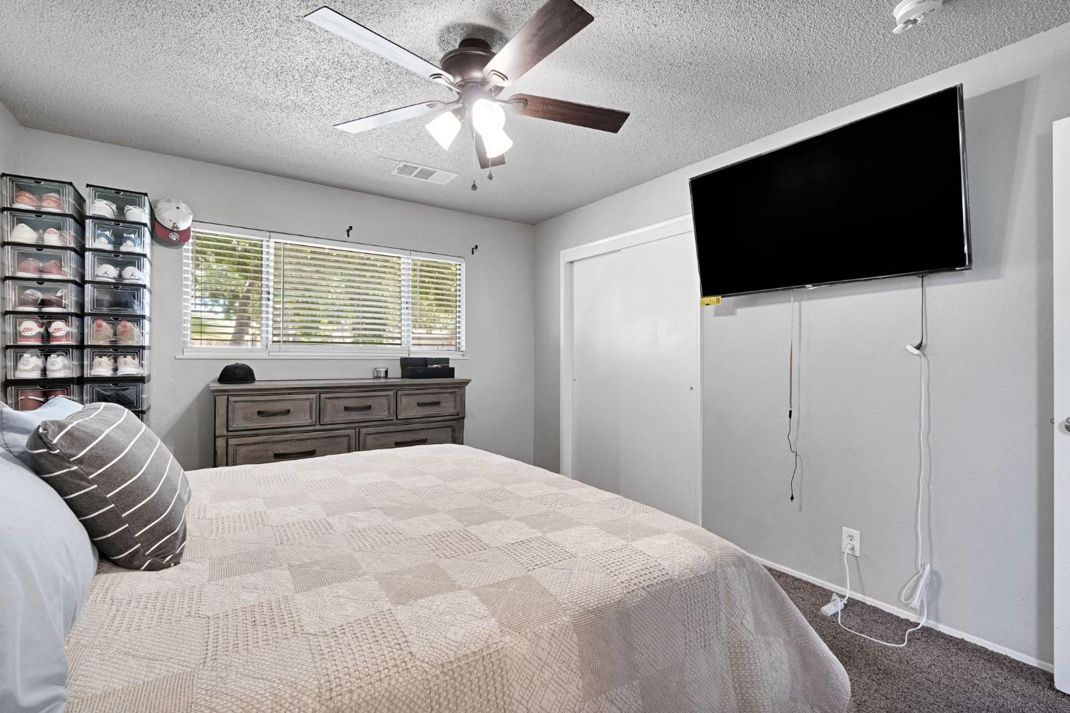 5761 N Callisch, Fresno, CA 93710