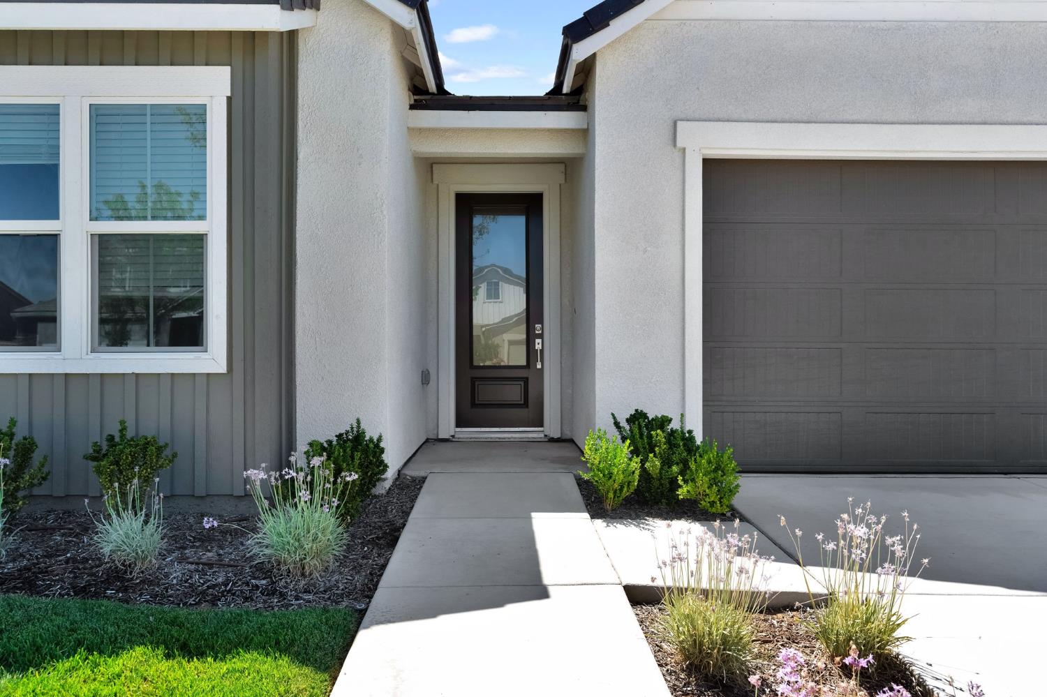 3921 Buttercup Rd, Madera, CA 93636