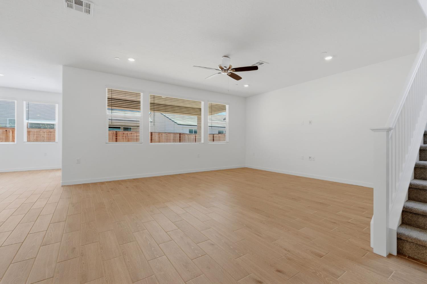 3937 Buttercup Rd, Madera, CA 93636