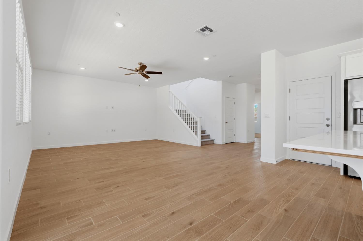 3937 Buttercup Rd, Madera, CA 93636