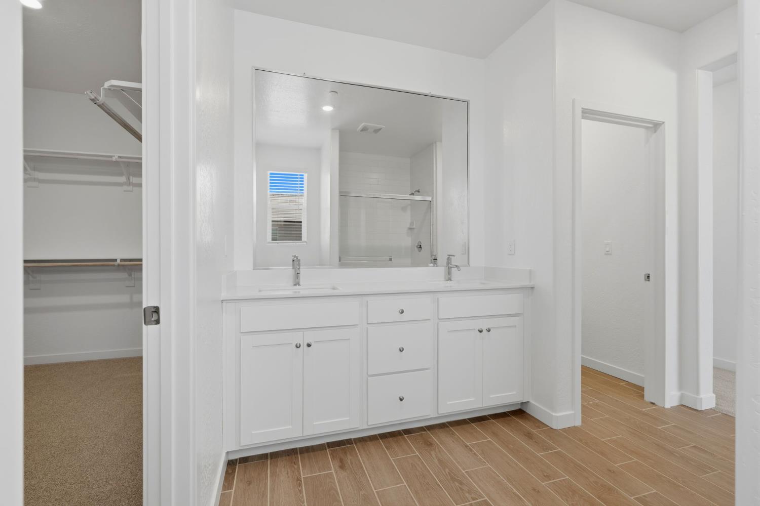 3937 Buttercup Rd, Madera, CA 93636