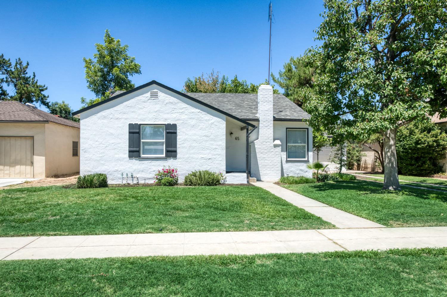 65 E Dayton Ave, Fresno, CA 93704