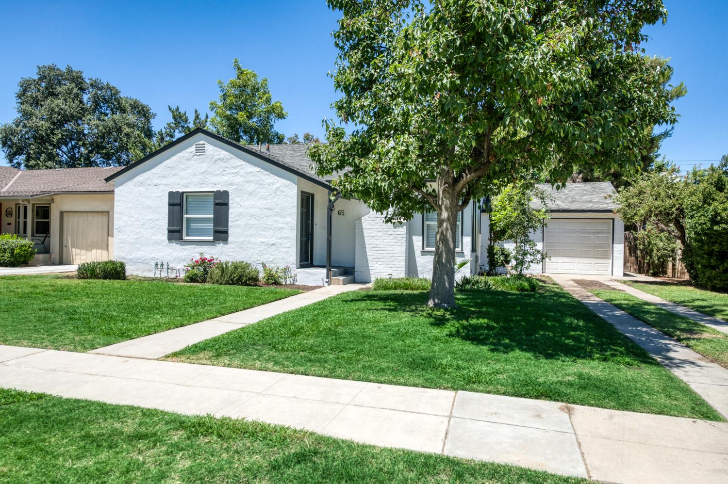 65 E Dayton Ave, Fresno, CA 93704