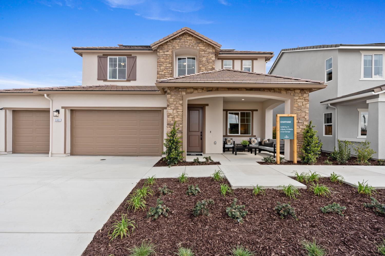 348 N Vista Ave, Fowler, CA 93625