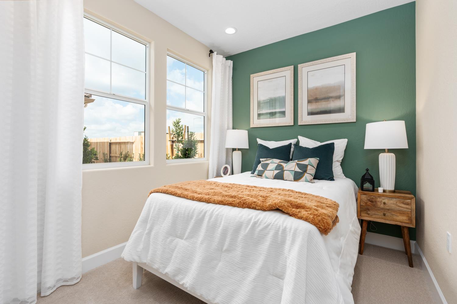 348 N Vista Ave, Fowler, CA 93625