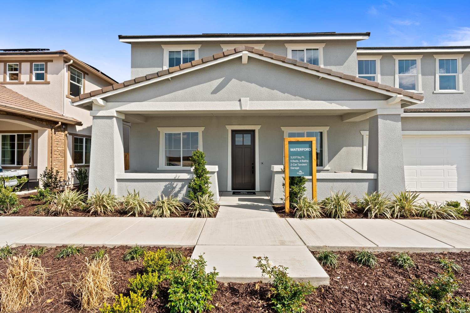 330 N Vista Ave, Fowler, CA 93625
