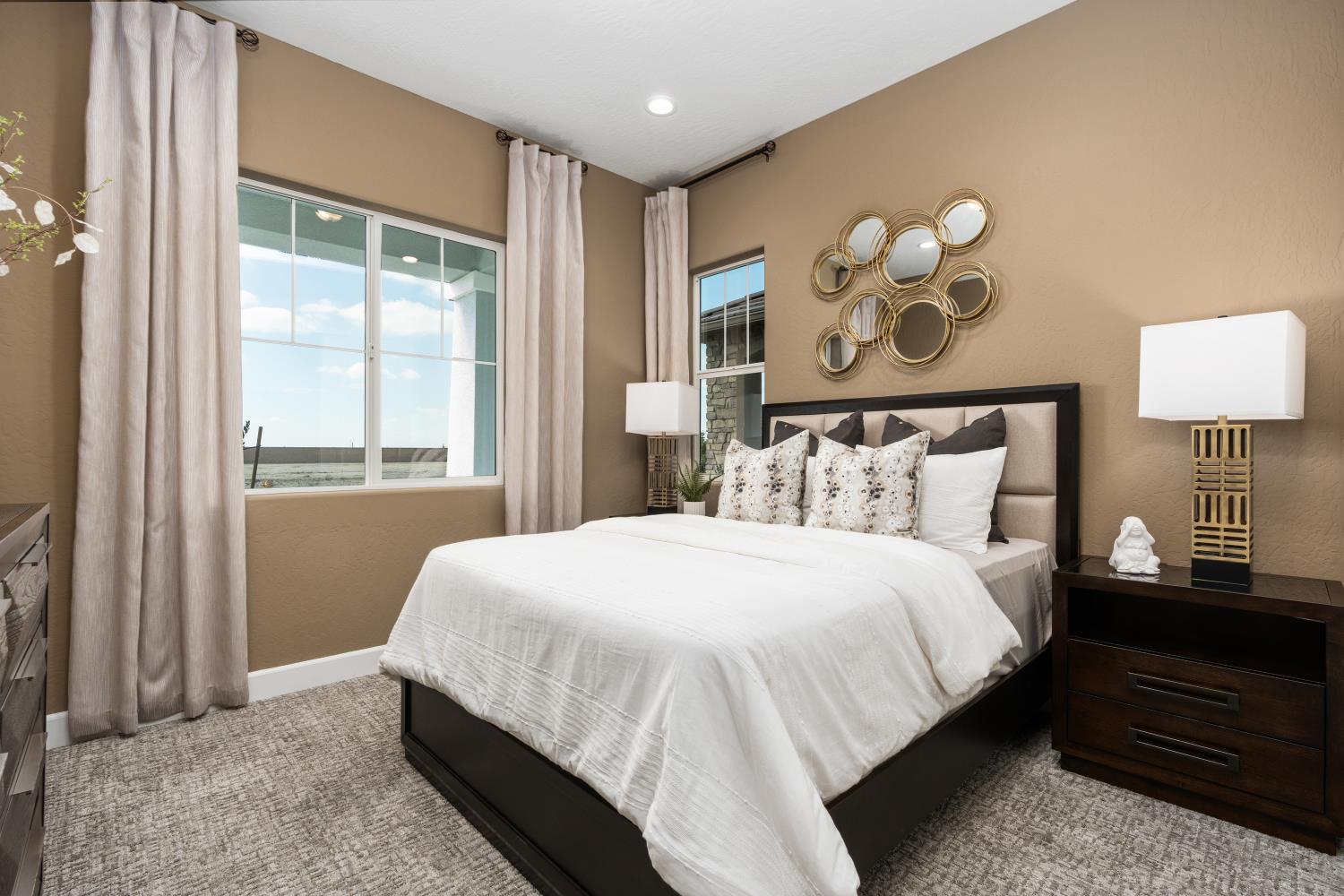 330 N Vista Ave, Fowler, CA 93625