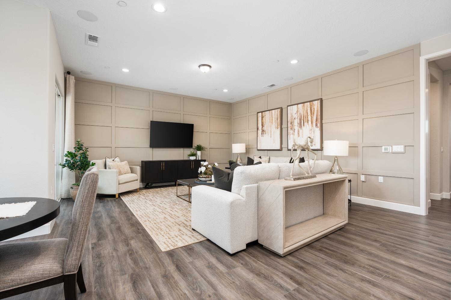 330 N Vista Ave, Fowler, CA 93625